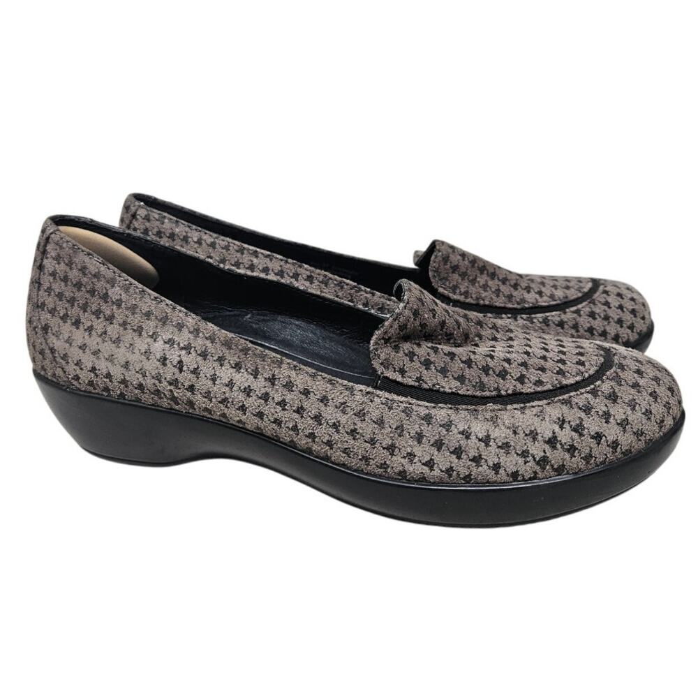 Dansko 38 Debra Houndstooth Loafer Comfort Casual Academia Leather Career